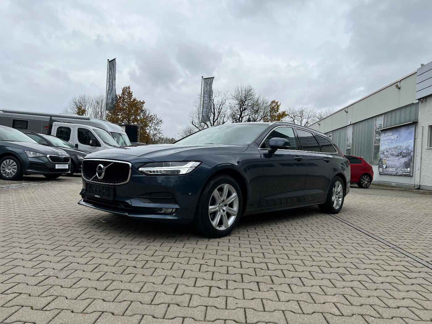 Volvo V90