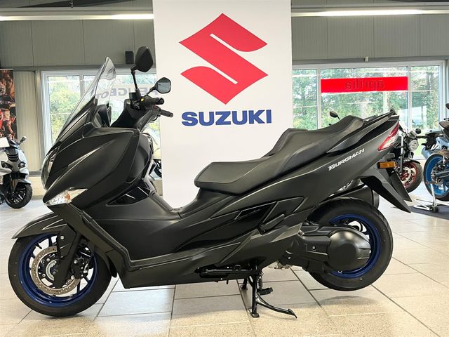 Suzuki Burgman 400 AN400 AM0