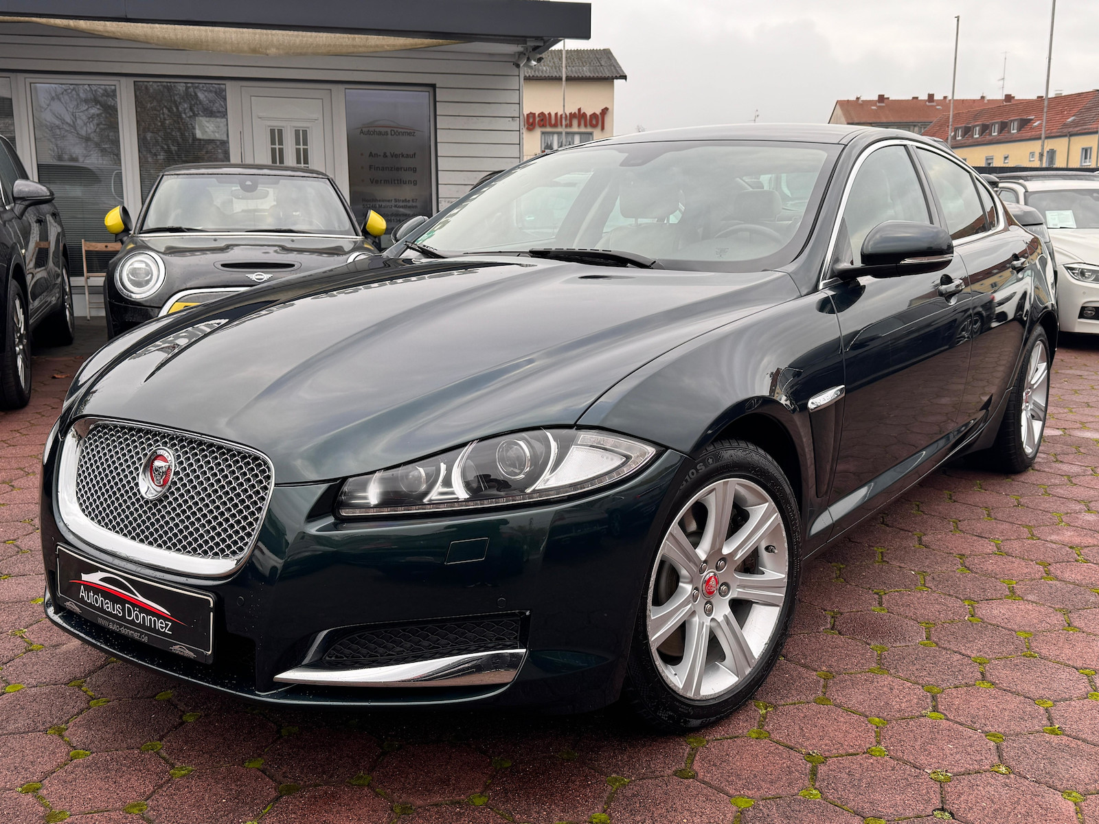 Jaguar XF