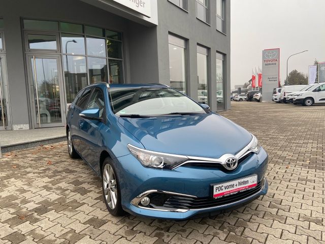 Toyota Auris Touring Sports