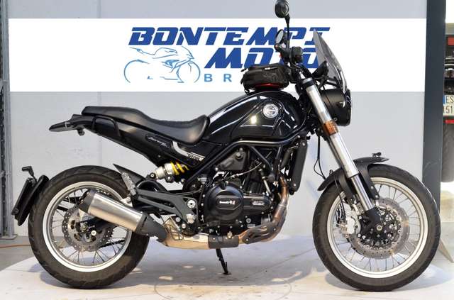 Benelli Sonstige Leoncino 500 Trail 2022 - 9.000 KM + PATENTE A2