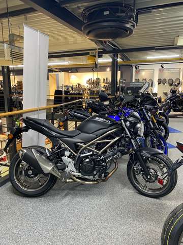 Suzuki SV 650 mit TZ 7.11.2024/4 Jahre GA/ Tankrucksack usw