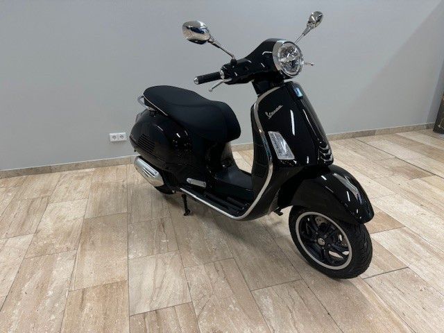 Vespa GTS 125 E5+ SUPER-- Vorführfahrzeug