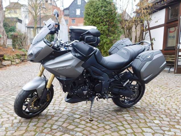 Triumph Tiger 1050