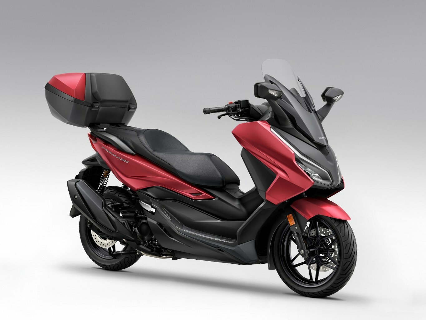 Honda Forza 350 Modelljahr 2025 Vorlauf