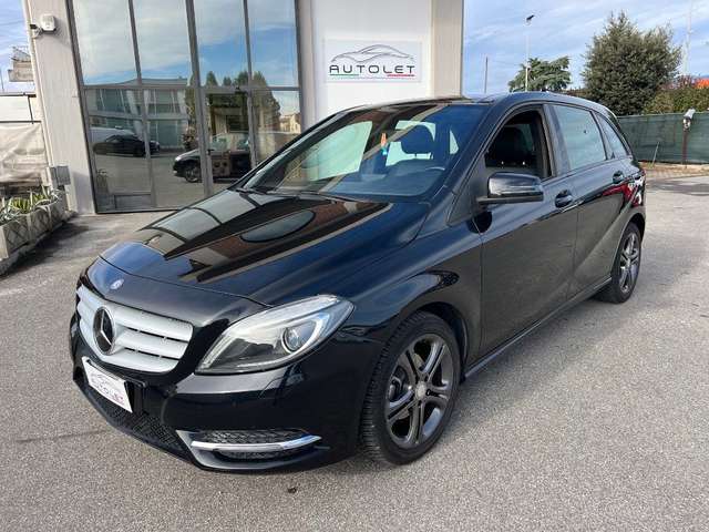 Mercedes-Benz B 180