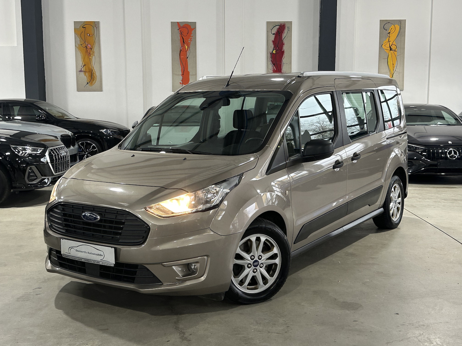 Ford Grand Tourneo