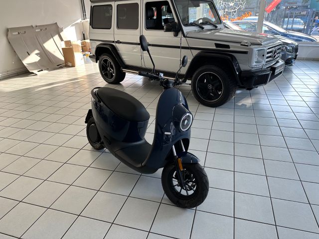 Sonstige Unu E-Scooter*LED*NEU