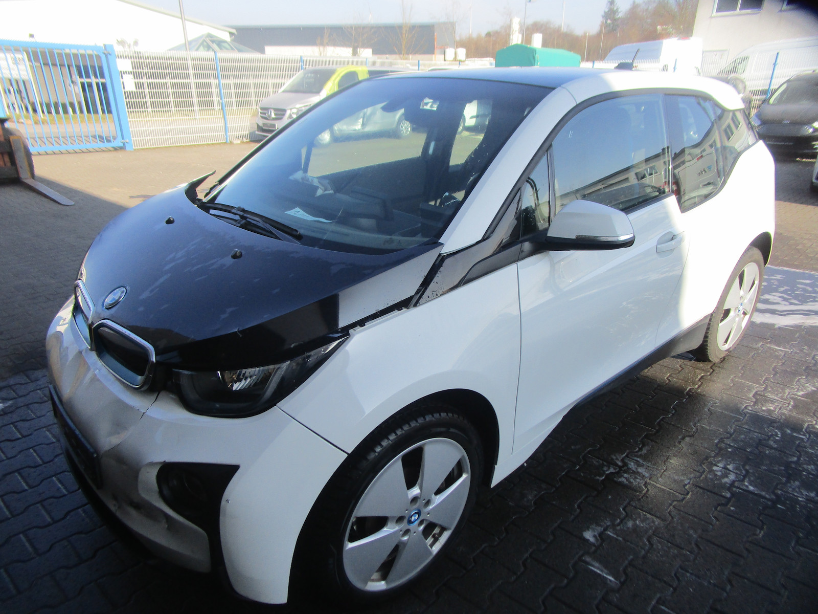 BMW i3