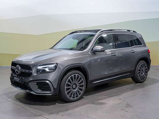 Mercedes-Benz GLB 200