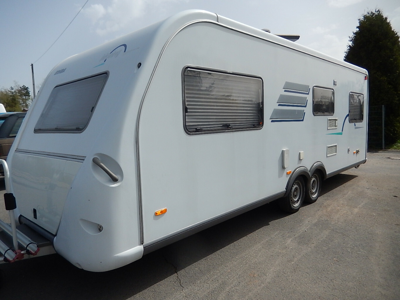 Hymer-Eriba 620A Moving XL Dusche Klima Wohnwagen