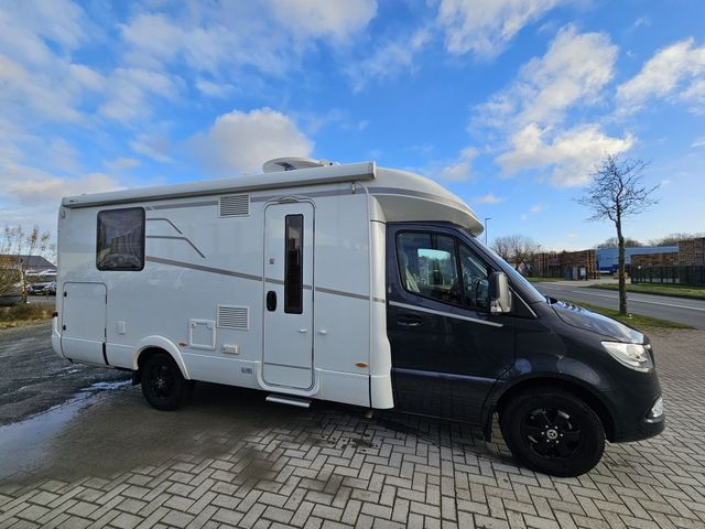 Hymer-Eriba B-Klasse MC T 690 Queensbett, Topausstattung