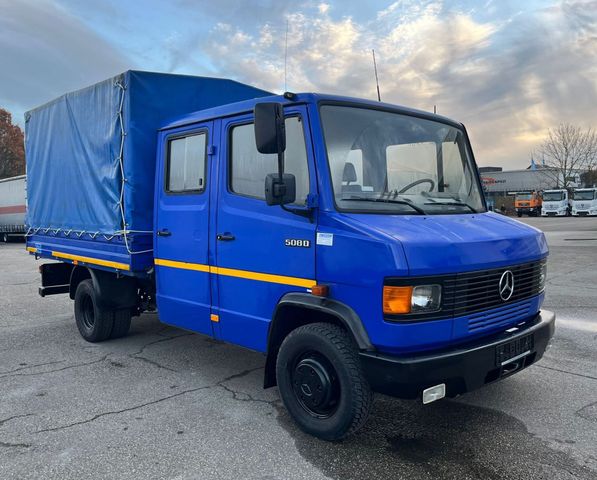 Mercedes-Benz 508D 4x2 Doka 7-Sitzer 3-Türer AHK Ex-THW