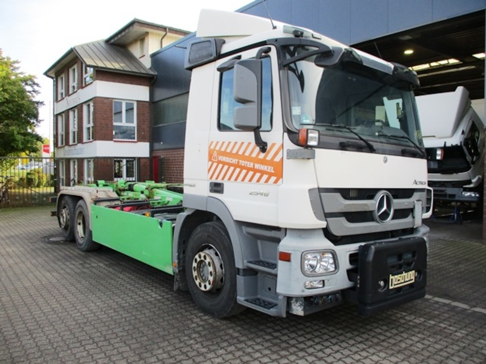 Mercedes-Benz 2546 6x2 Actros Meiller 20.70/Frontanbauplatte