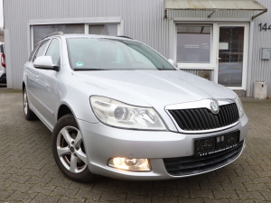 Skoda Octavia Combi 1.8 TSI Elegance / TV-AU 06.2026