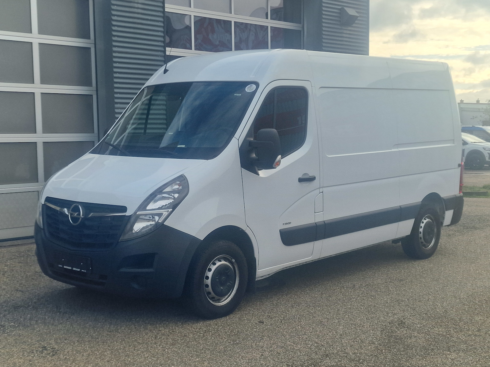 Opel Movano