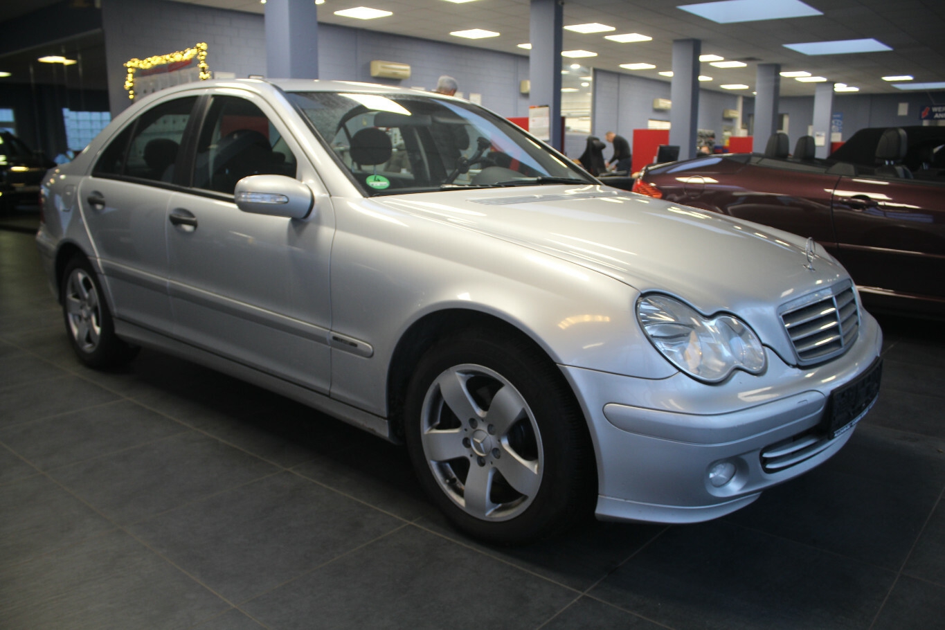 Mercedes-Benz C 200