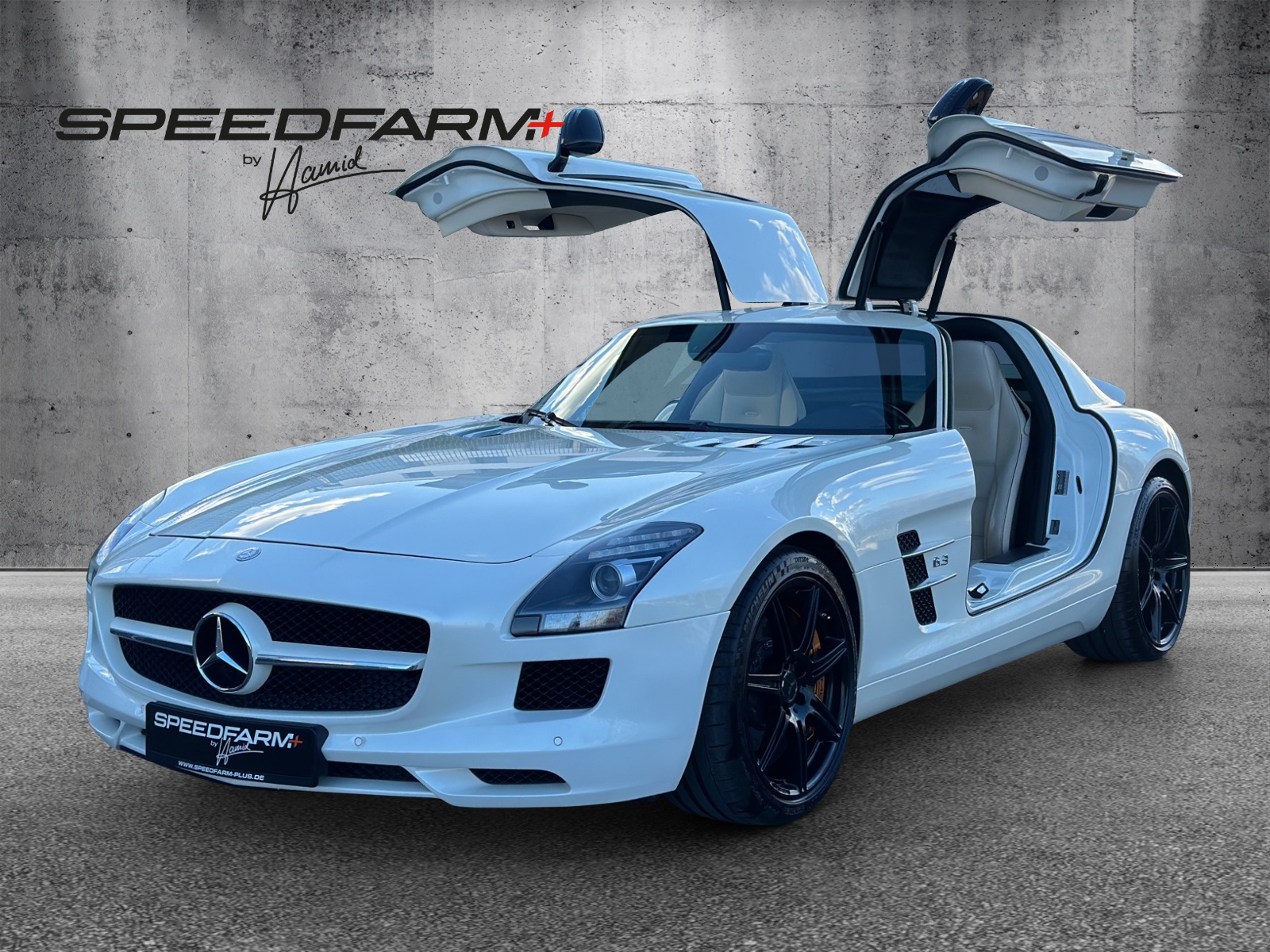 Mercedes-Benz SLS AMG