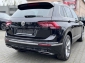 VW Tiguan R-Line / Digit. Tacho / Kamera / Panorama