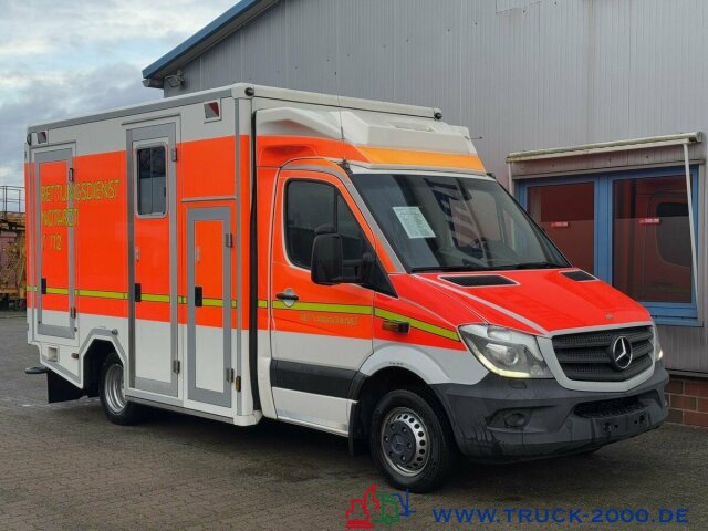 Mercedes-Benz Sprinter 519 CDI GSF Rettung Krankenwagen 124TKM