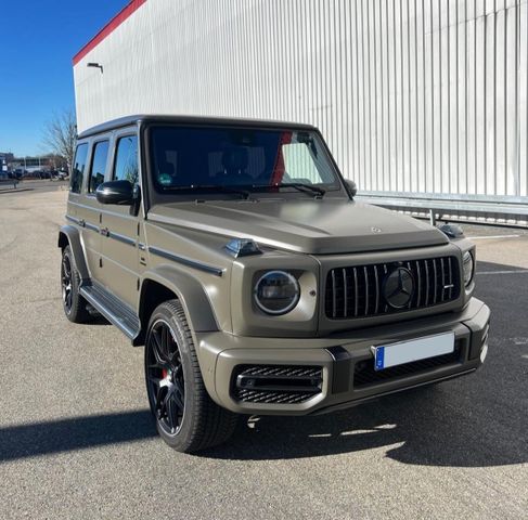 Mercedes-Benz G 400