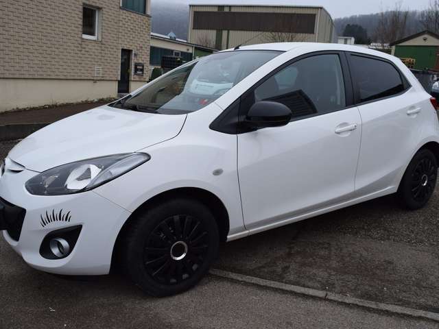 Mazda 2