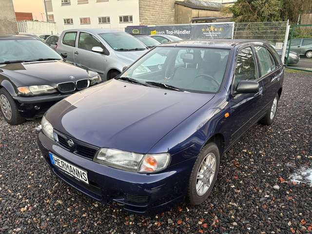 Nissan Almera