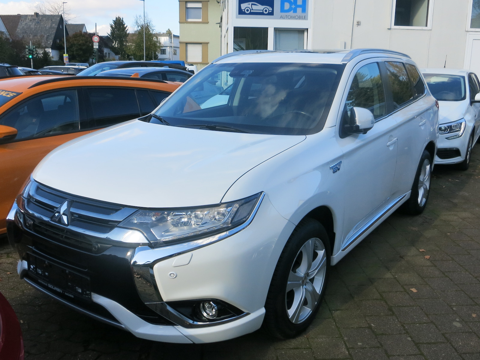 Mitsubishi Plug-in Hybrid Outlander