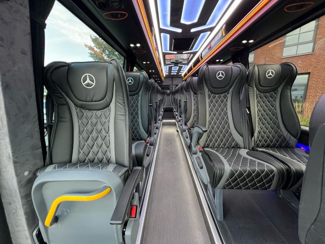 Mercedes-Benz SPRINTER 519 VIP 22+1+1 EXIT GLASTÜR 24SEATS CAM