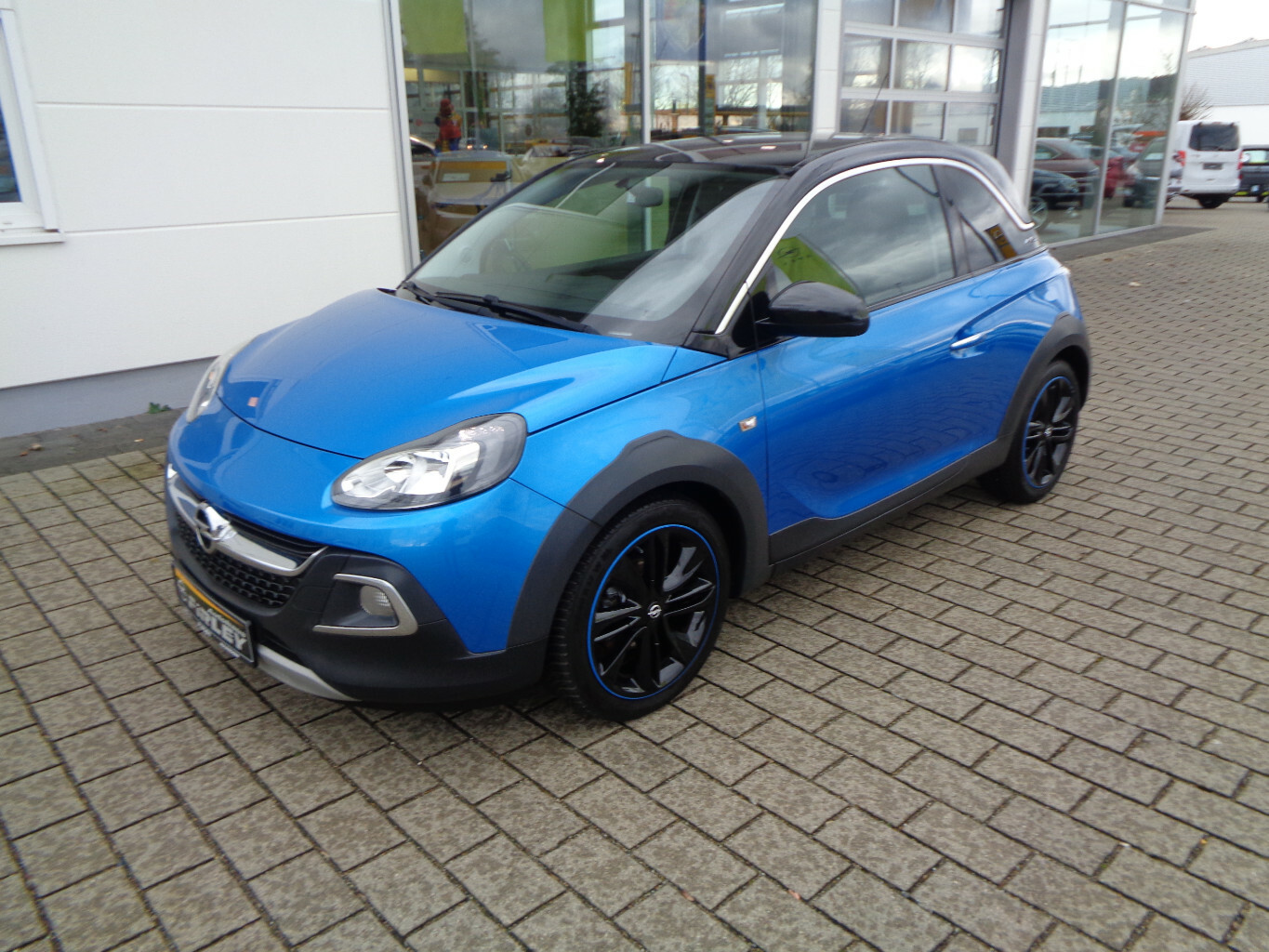 Opel Adam