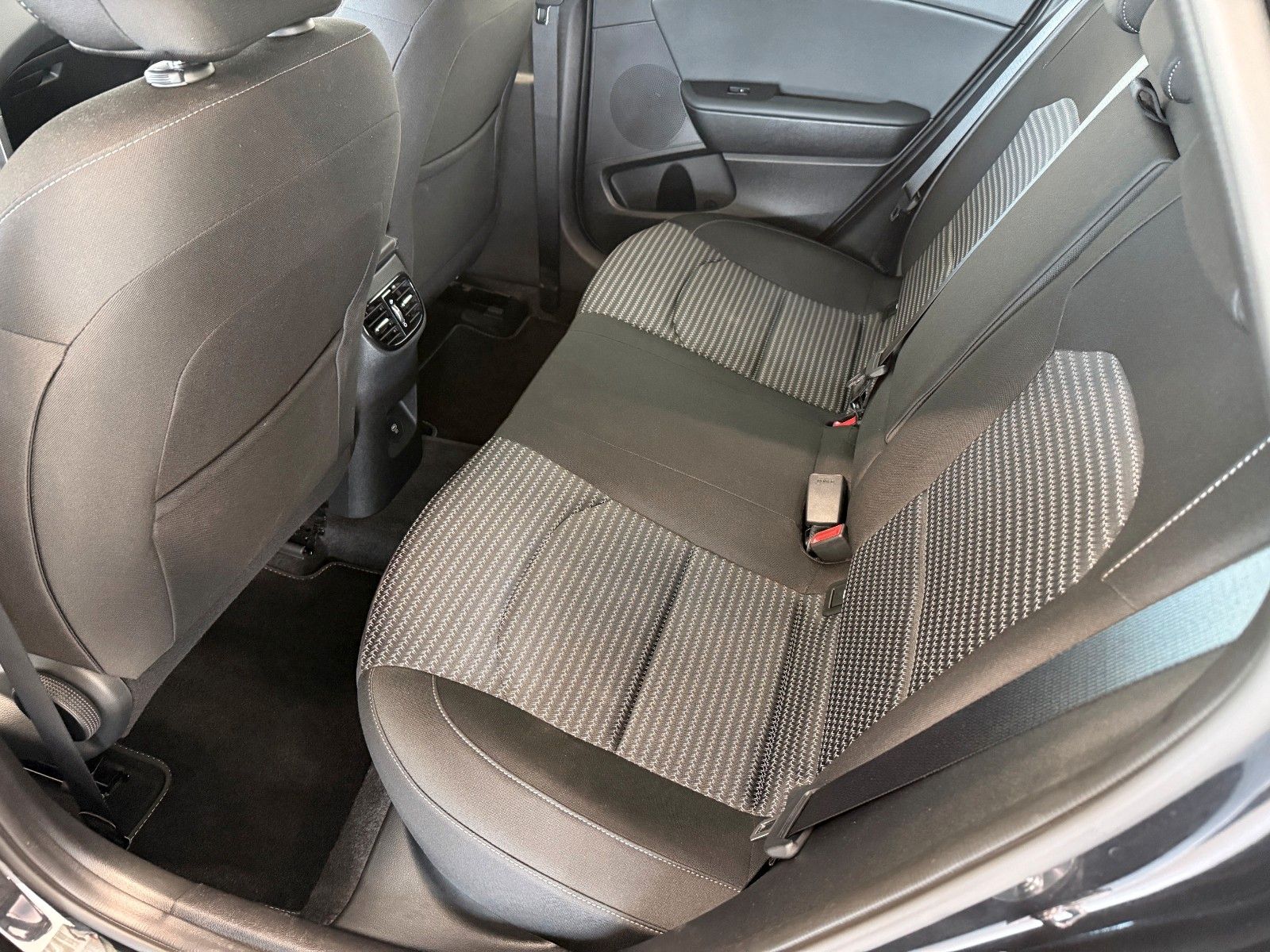 Kia cee'd – Bild 10