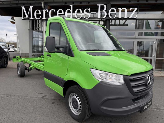 Mercedes-Benz Sprinter 317 CDI Fahrgestell 4325 Klima MBUX