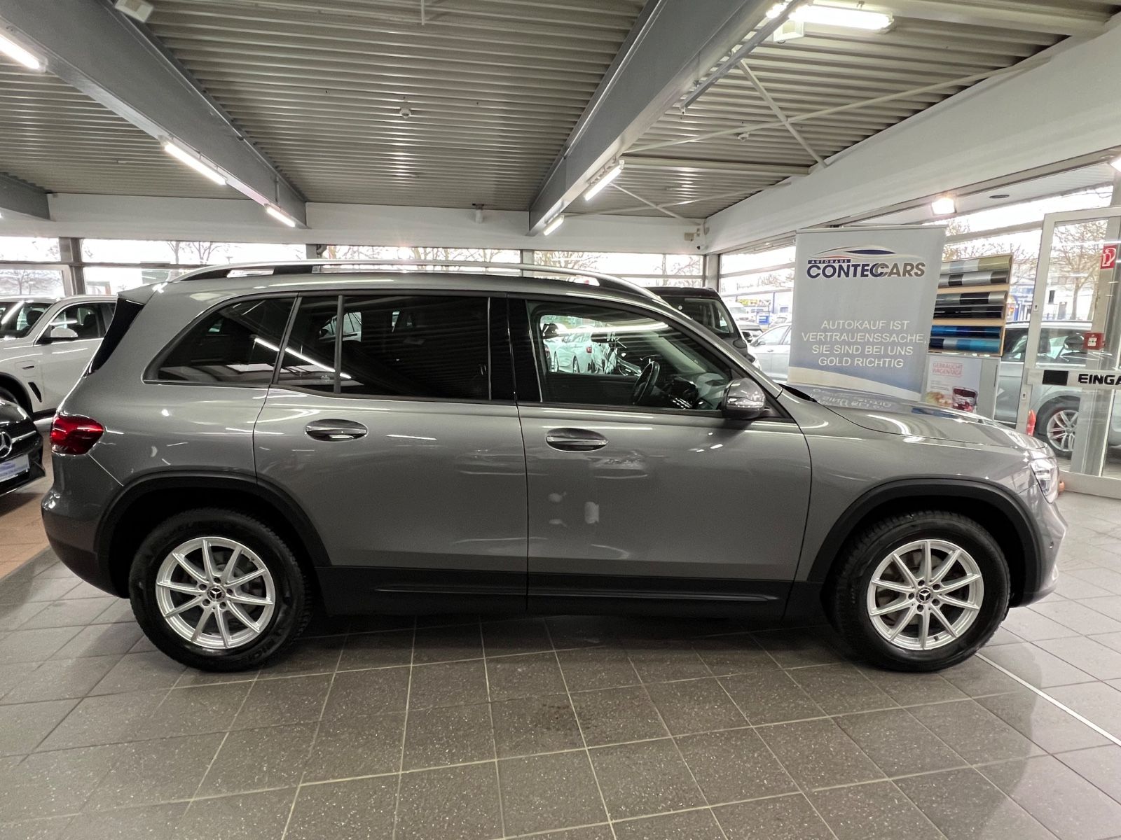 Mercedes-Benz GLB 180