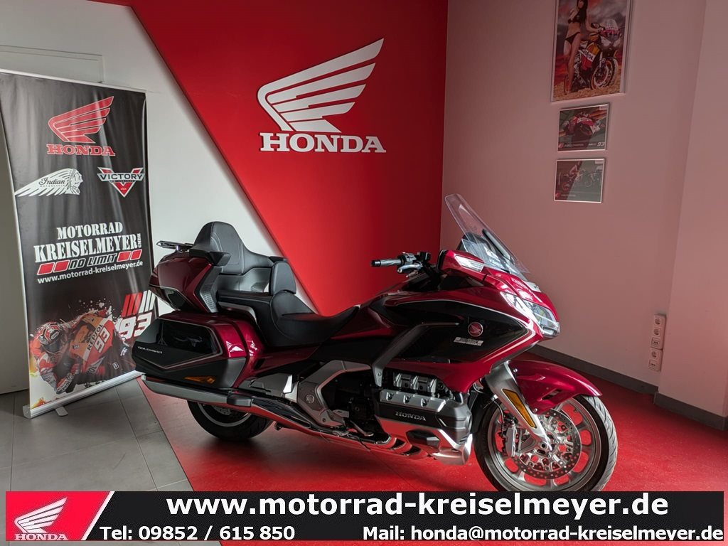 Honda GL 1800 Goldwing Tour DCT, Top Zustand aus 1. Hand mit Zubehör!