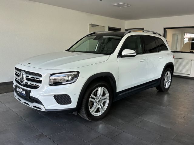 Mercedes-Benz GLB 220
