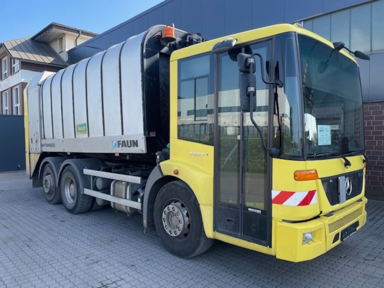Mercedes-Benz MB 2629 Econic 6x2 Faun RotoPress