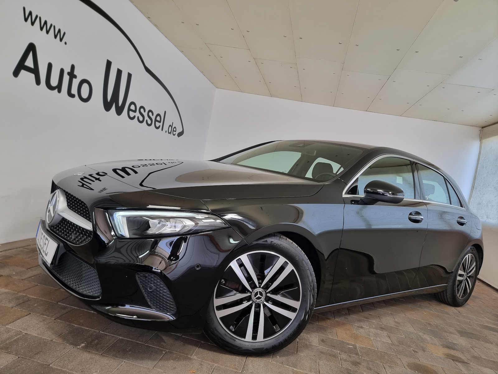 Mercedes-Benz A 220