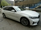 BMW 320D Sportline Tour,xDrive SAG,AHK,Kamera,Standh,ACC