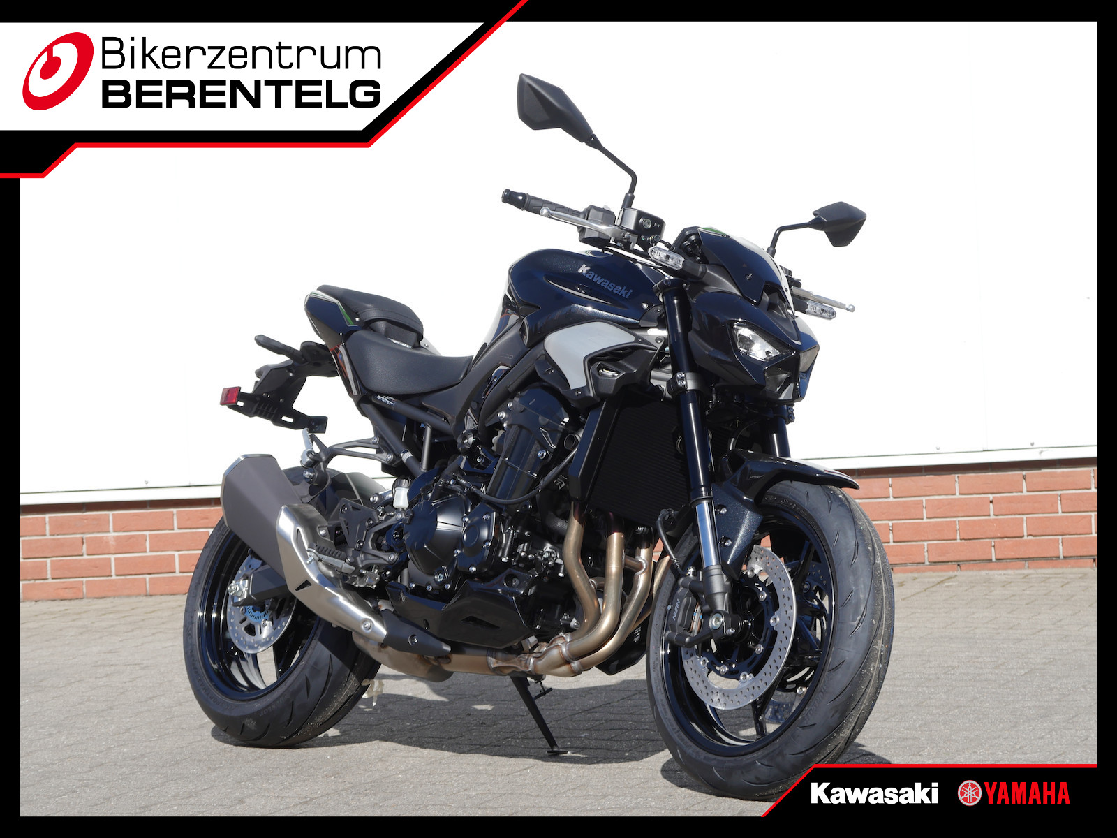 Kawasaki Z900 70kW Metallic Spark Black 2025