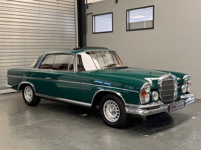 Mercedes-Benz 280
