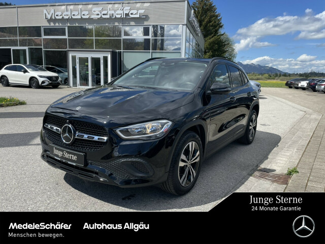 Mercedes-Benz GLA 200