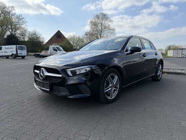 Mercedes-Benz A 220