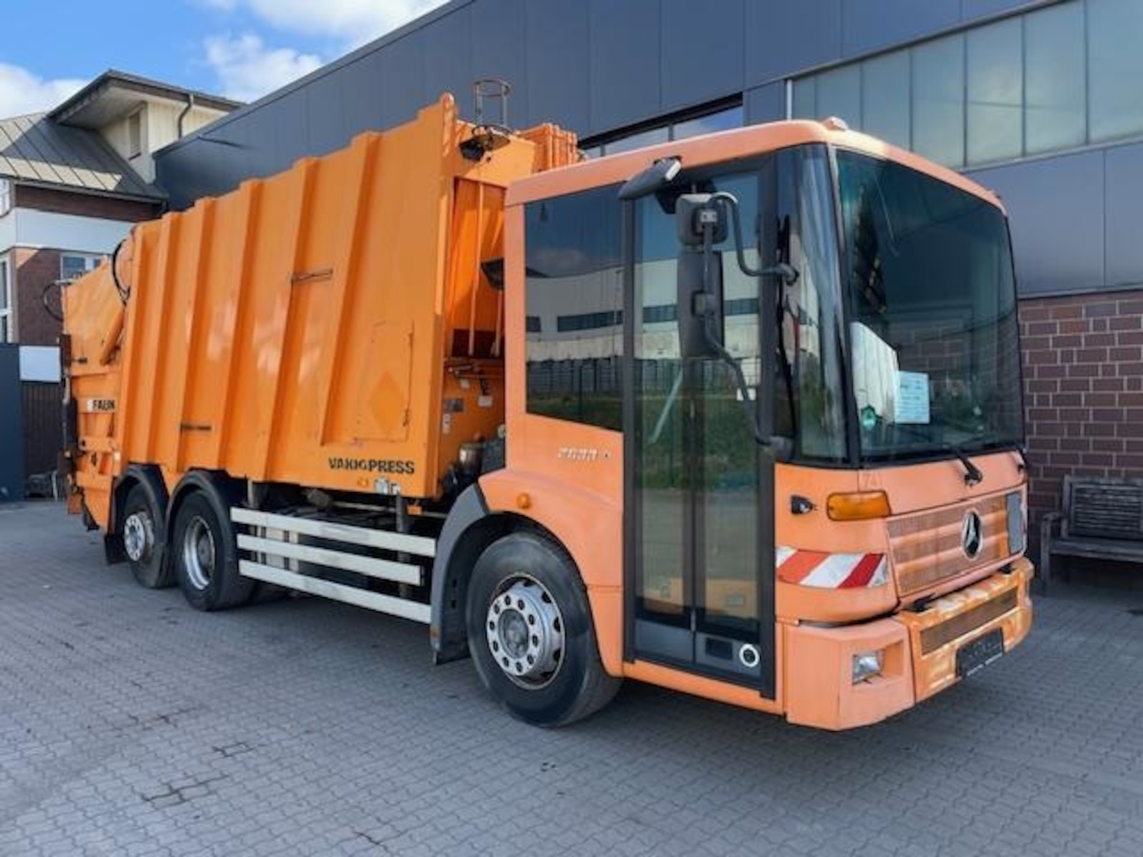Mercedes-Benz MB 2629 Econic 6x2 Faun Vario 522