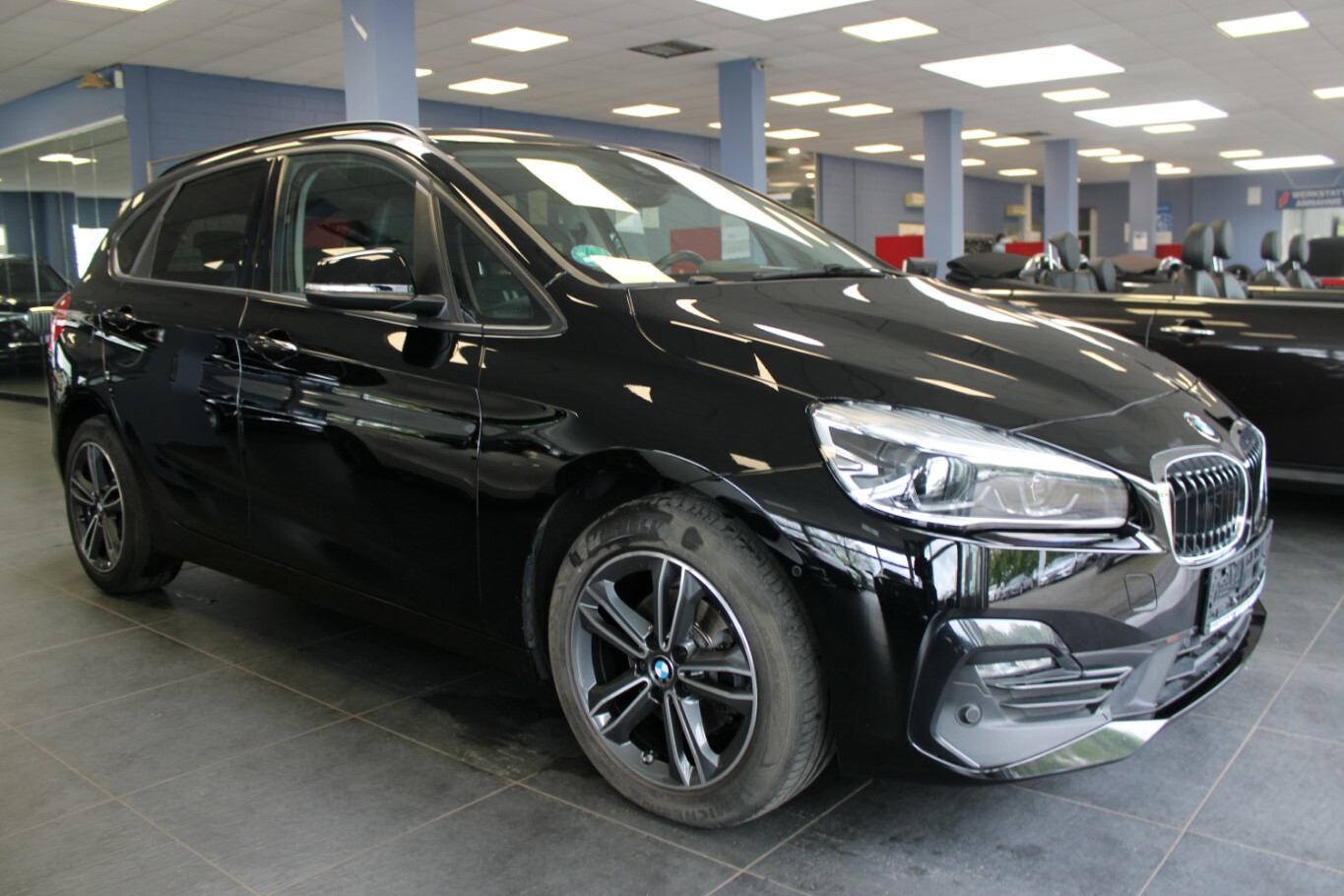 BMW 218