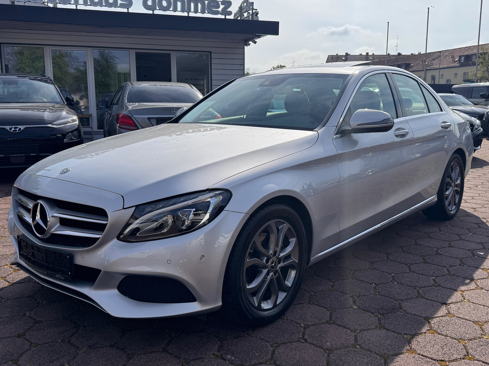 Mercedes-Benz C 220