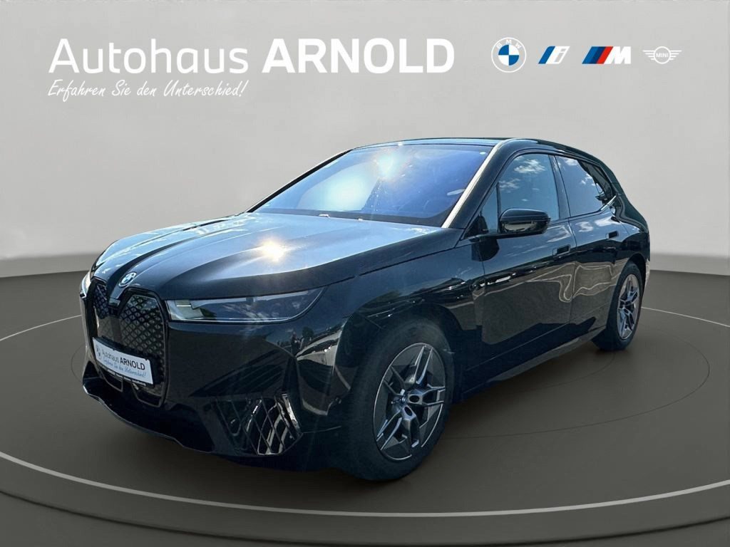 BMW iX