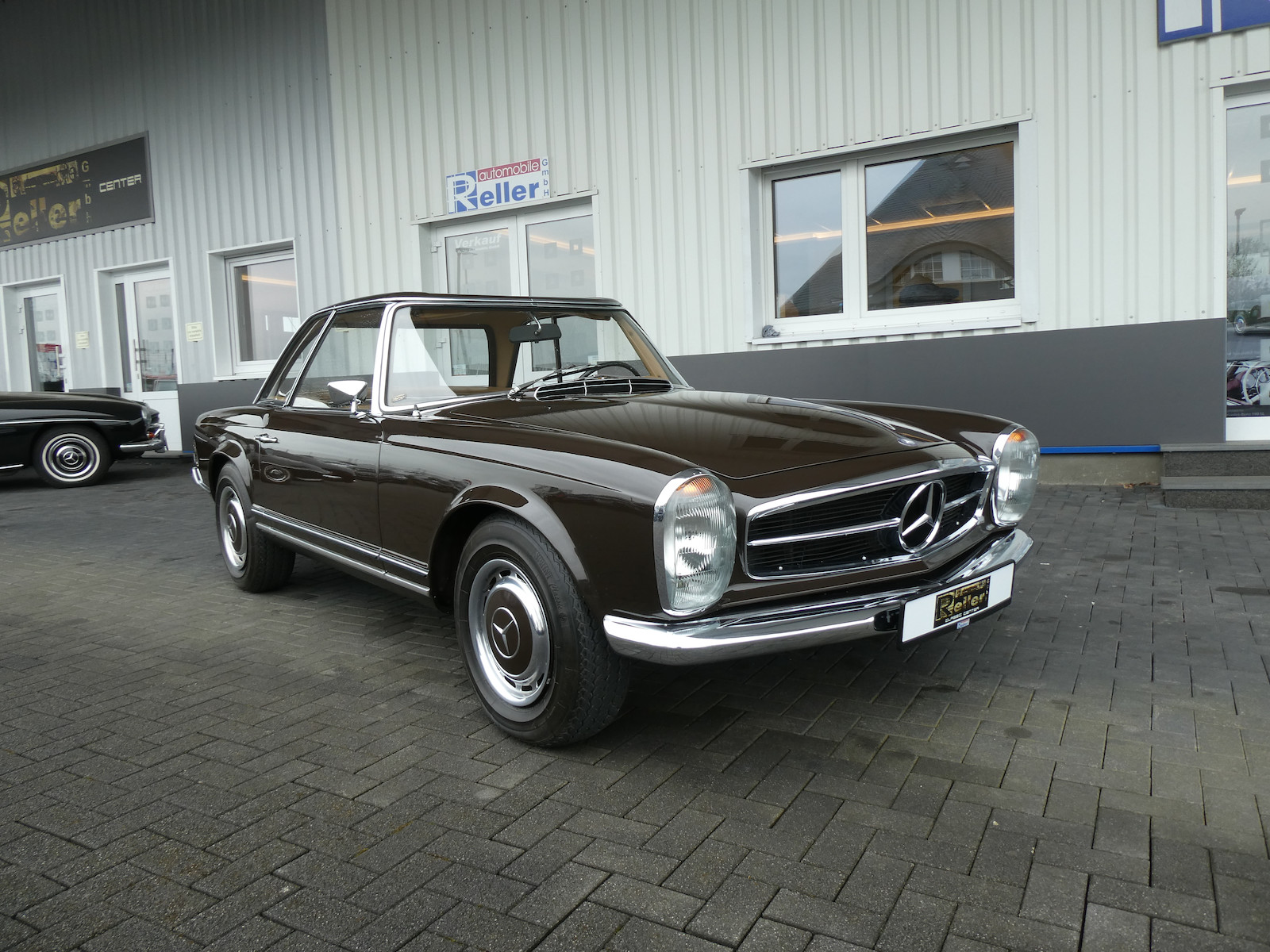 Mercedes-Benz 280