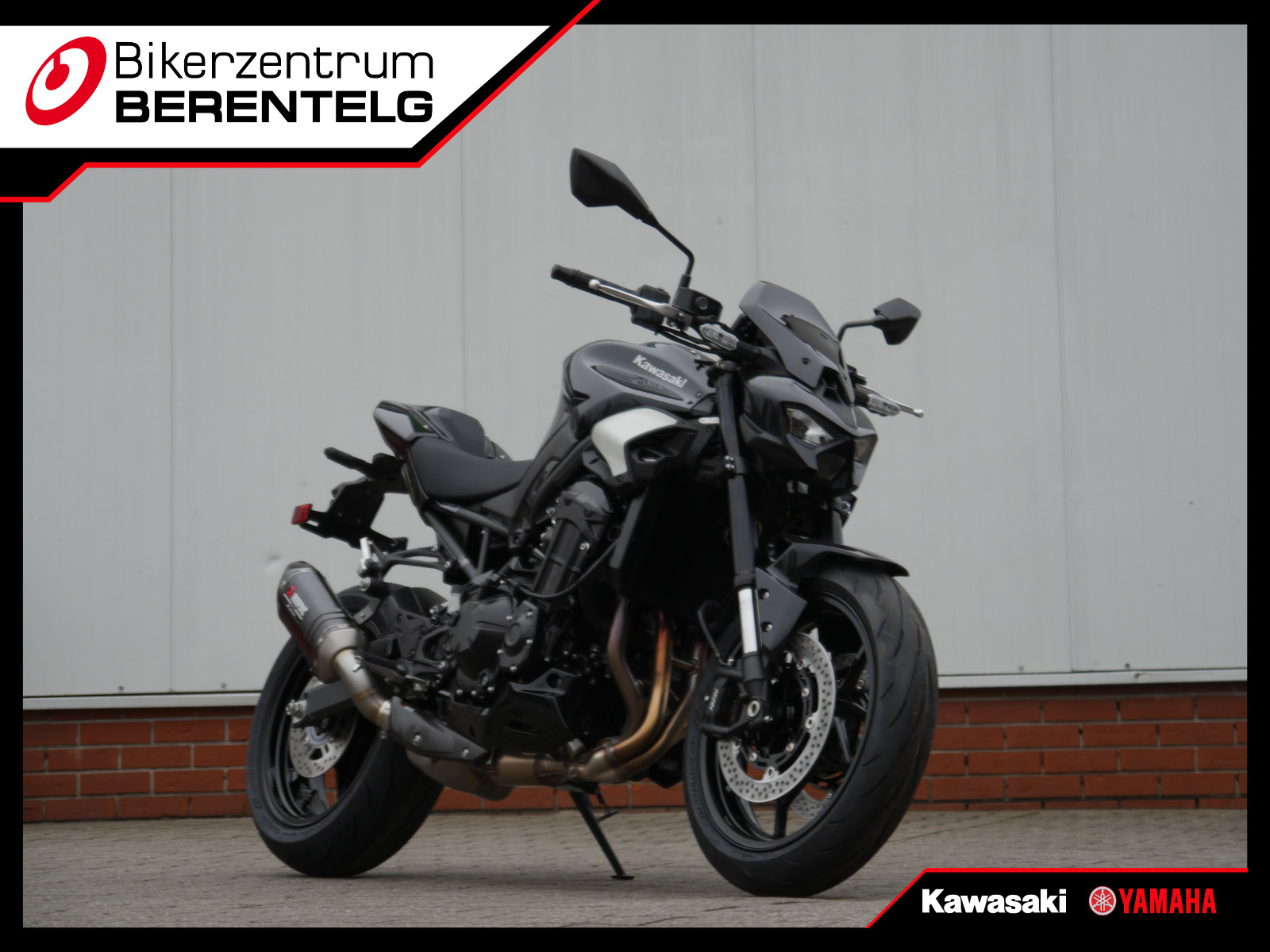 Kawasaki Z900 Performance Metallic Spark Black 2025