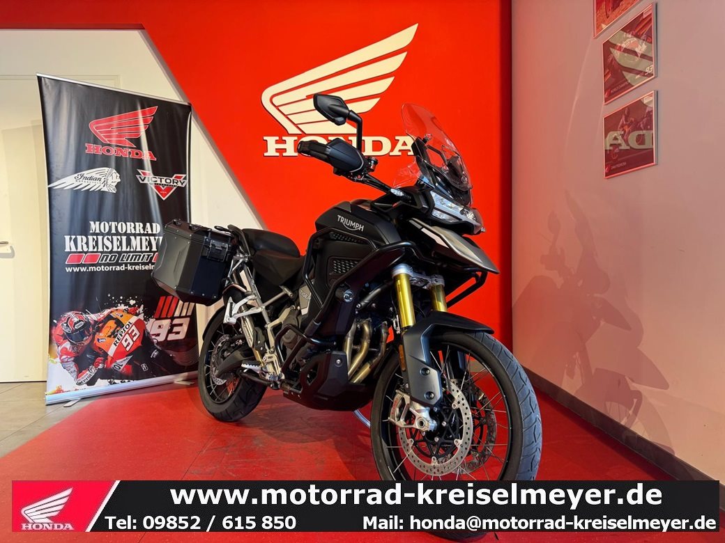 Triumph Tiger 1200 Rally Explorer, Neuwertiger Zustand mit Zubehör!