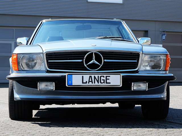 Mercedes-Benz 560